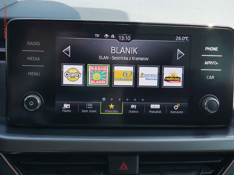 Škoda Kamiq (2021) 1.0 TSi, Style, park. kamera - fotka 12 z 21