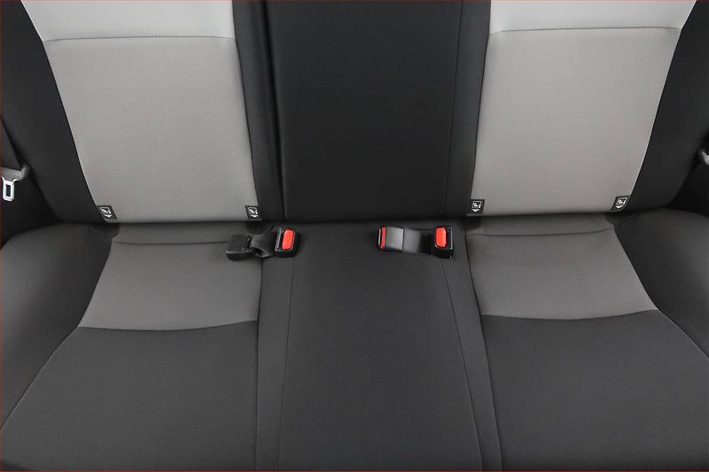 Toyota Yaris (2018) 1.5 Dual VVT-i, Serv.kniha - fotka 10 z 17
