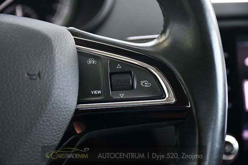 Škoda Octavia 1,6TDI STYLE ČR  - fotka 30 z 53