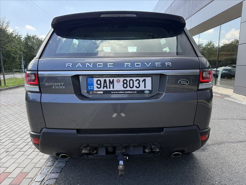 Land Rover Range Rover Sport 3,0 SE SDV6 - fotka 9 z 26