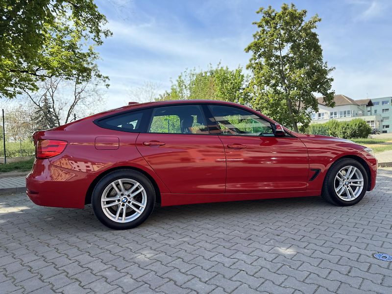 BMW Řada 3 330 GT panorama | kůže  - fotka 7 z 22
