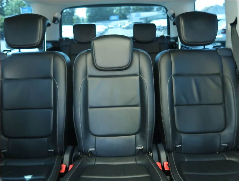 Volkswagen Sharan (2018) Highline 2.0 TDI BMT, 7 míst - fotka 10 z 23