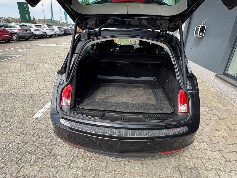 Opel Insignia Sports Tourer Sport A16XHT 125 - fotka 17 z 21