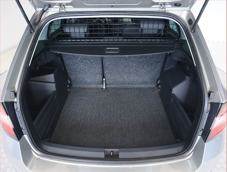 Škoda Fabia (2016) 1.0, Xenony - fotka 14 z 15