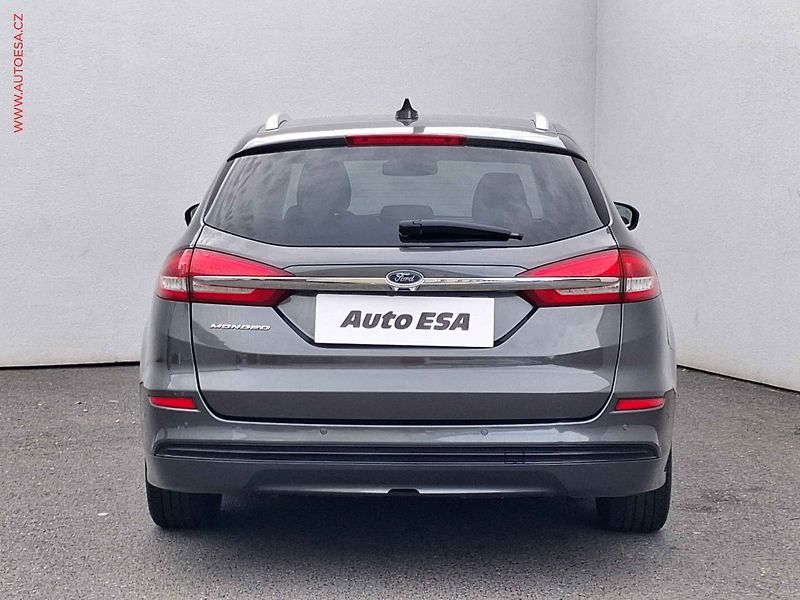 Ford Mondeo (2022) 2.0 TDCI, 1.maj, AT, navi - fotka 5 z 20