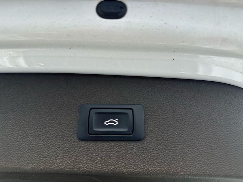 Audi A7 3.0Bitdi S-line  230kw Quattro - fotka 29 z 30