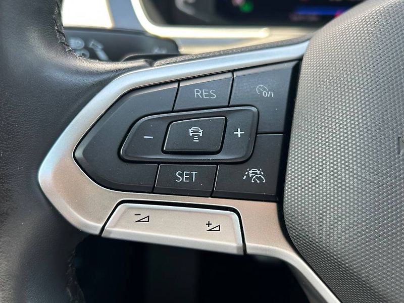 Volkswagen Passat Business 2,0 TDI 4M DSG - fotka 15 z 30