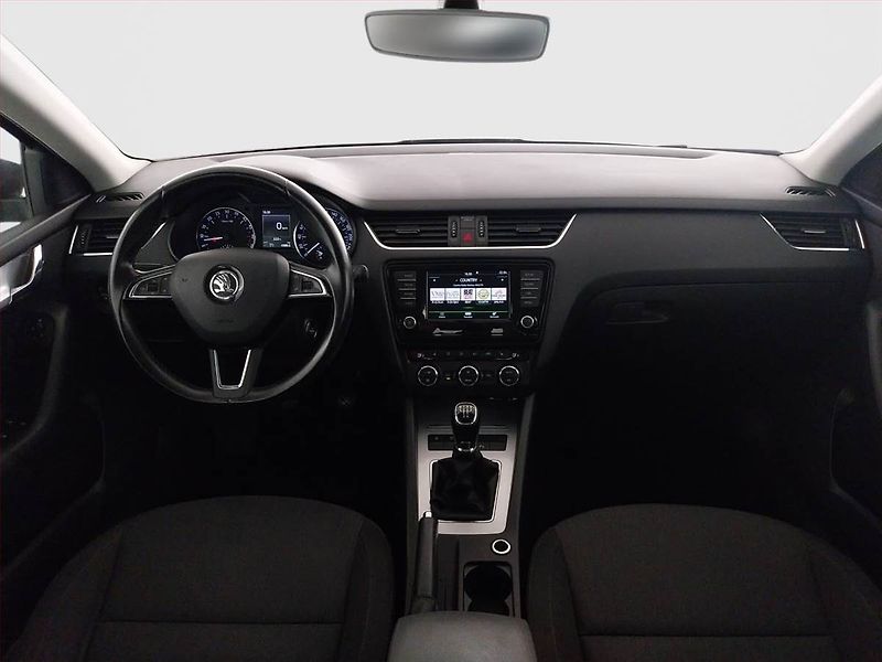 Škoda Octavia (2017) Style 1.6 TDI, Tempomat - fotka 8 z 23