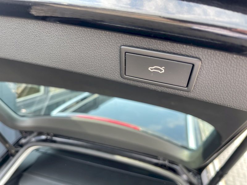 Škoda Superb (2021) 2.0 TDI 147 kW DSG 4x4 Style P - fotka 33 z 35