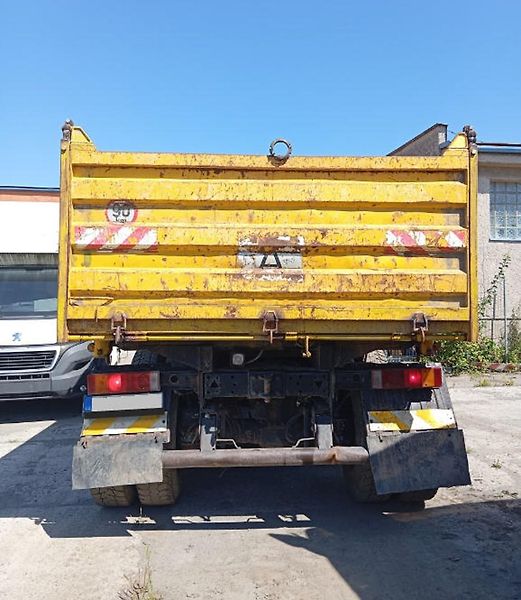 Kamaz (2011) 17m3, 8x4 sklápěč S3 - fotka 4 z 10