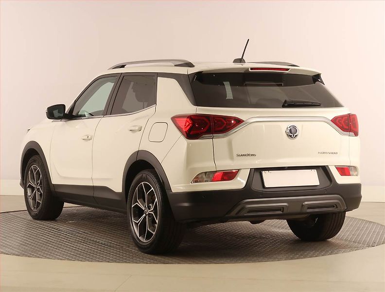SsangYong Korando (2021) 1.5 T-GDI, Automat, Serv.kniha - fotka 4 z 20