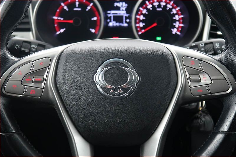 SsangYong Tivoli (2016) 1.6 e-XDi, Tempomat - fotka 16 z 16