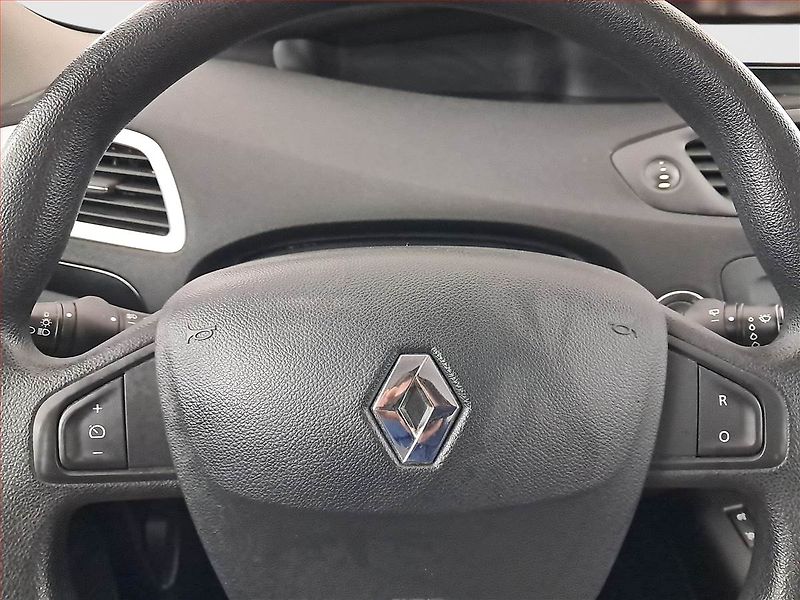 Renault Grand Scénic (2013) 1.5 dCi, ČR,1.maj, Tempomat - fotka 17 z 18