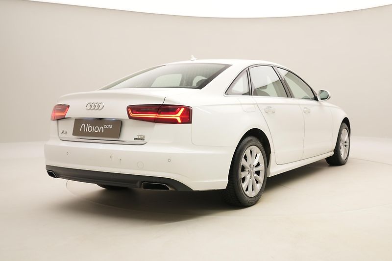 Audi A6 3.0TDI QUATTRO AUT CZ - fotka 12 z 47