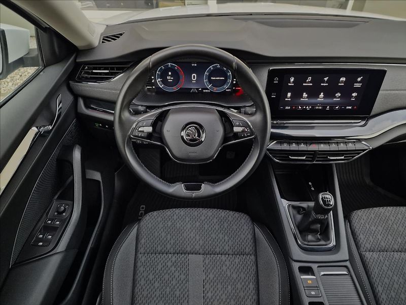 Škoda Octavia 2.0 TDI 110kW Style,ČR,1.Maj. - fotka 12 z 50