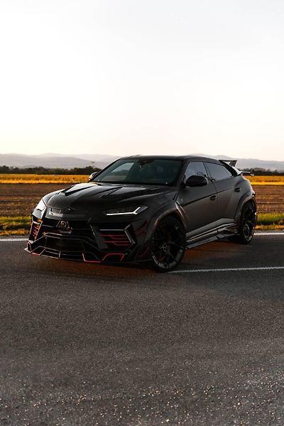 Lamborghini Urus (2020) 4.0 V8 Mansory 700koní - fotka 2 z 46