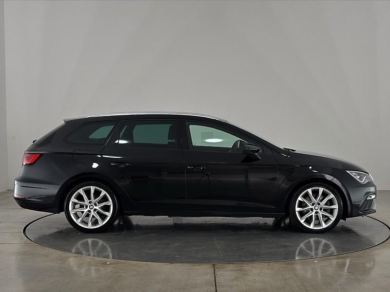 Seat Leon FR DSG - fotka 16 z 28