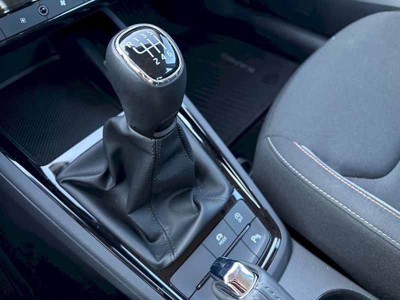 Škoda Kamiq (2025) 1.0 TSI / 85 kW / SELECTION - fotka 22 z 34