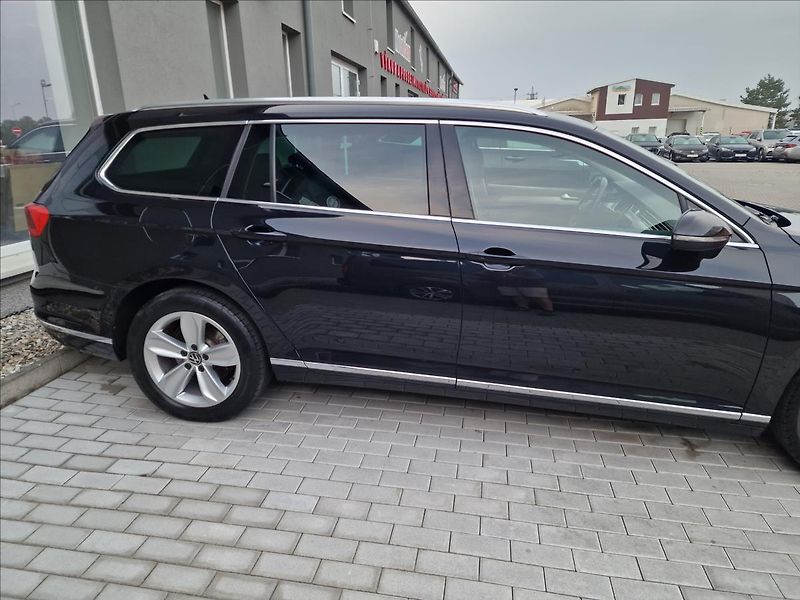 Volkswagen Passat 2.0 TDI 147kW 4MOT DSG Eleganc - fotka 43 z 50