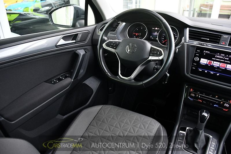 Volkswagen Tiguan 2.0TDi DSG NAVI TAŽNÉ ČR 1.M - fotka 21 z 53
