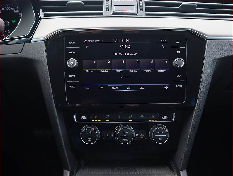 Volkswagen Passat (2019) 2.0 TDI - fotka 12 z 23