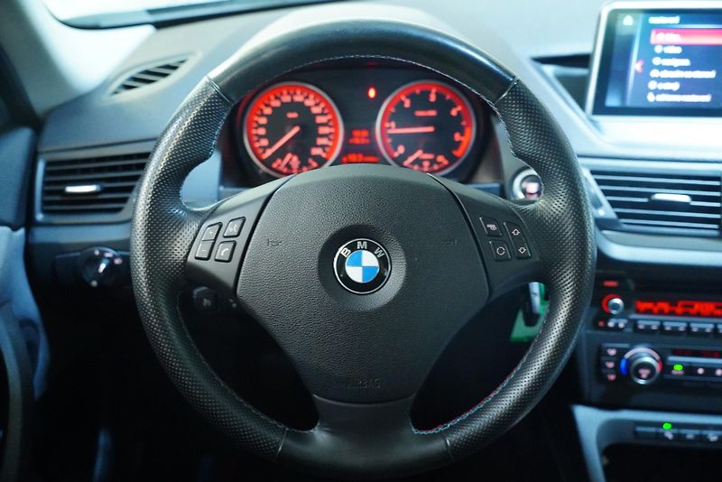BMW X1 - fotka 19 z 29