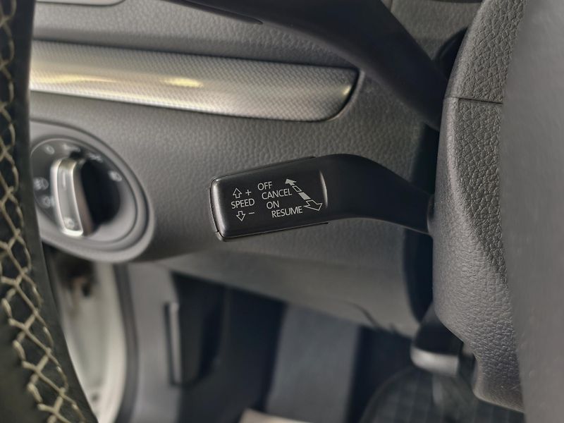 Volkswagen Sharan 2.0 TDi 125kW, 7 MÍST, MATCH - fotka 19 z 24
