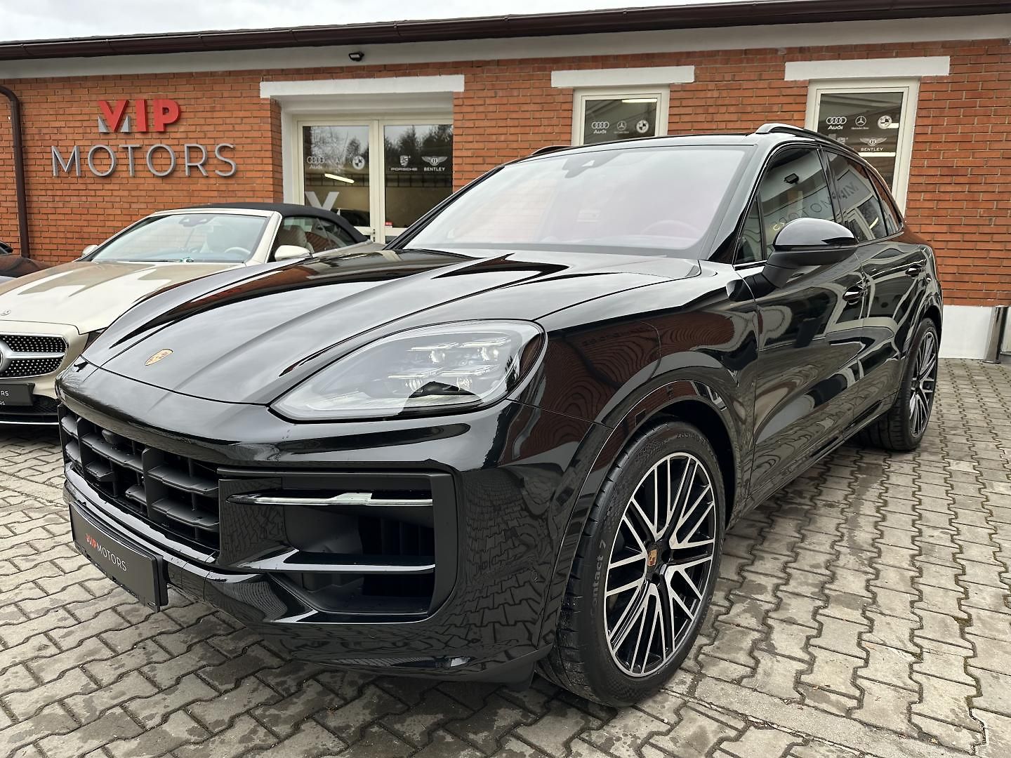 Porsche Cayenne V6-SPORT DESIGN-R22-MASÁŽE-TAŽ