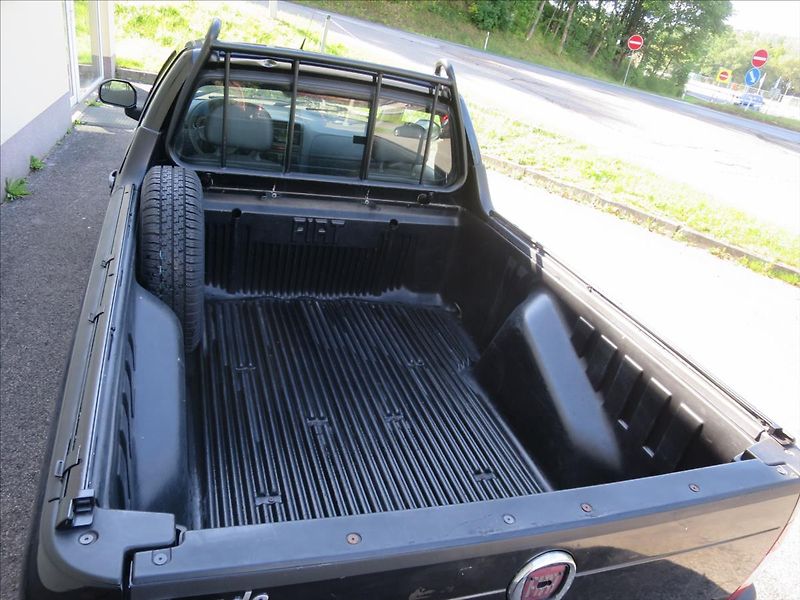 Fiat Strada 1,3  JTD - fotka 9 z 18