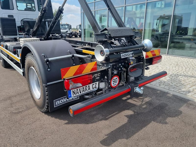 Iveco Eurocargo 180E28 KONTEJNER 10T BÍLÁ - fotka 6 z 26