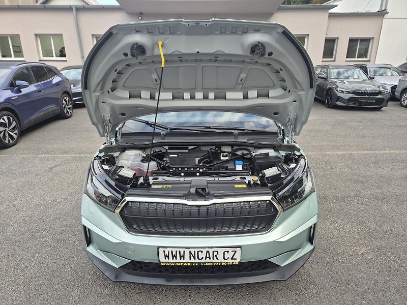 Škoda Enyaq 150kw, iV80 19ALU SOH 90% - fotka 18 z 44