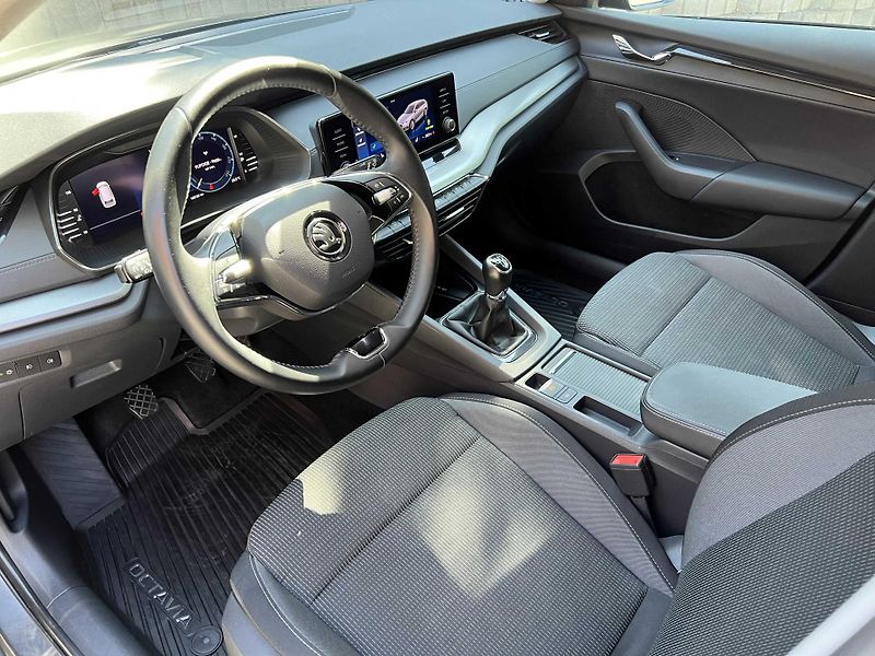 Škoda Octavia combi 2.0TDi 85kW SERVIS ŠKODA - fotka 9 z 15