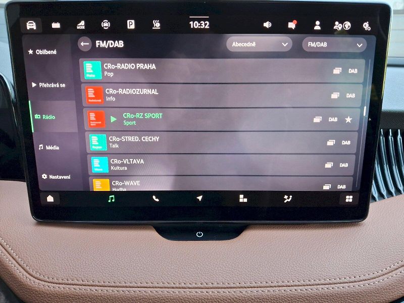 Škoda Superb (2025) Combi iV L&K DSG 1,5TSi 150kW - fotka 19 z 35