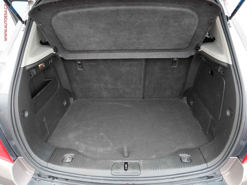 Chevrolet Trax (2014) 1.6i, 1.maj,ČR, AC, park - fotka 7 z 21