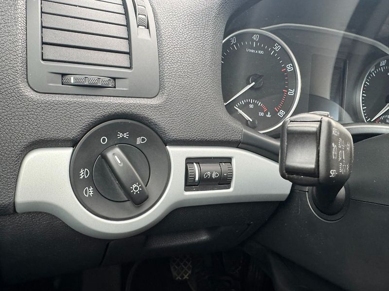 Škoda Octavia (2011) 1,2 TSI 77 KW 2. MAJ STK SK - fotka 29 z 50