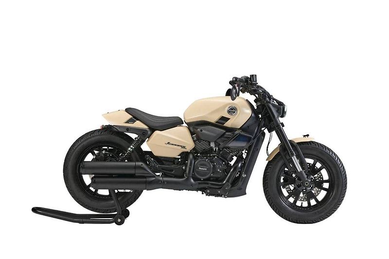 Benelli (2026) Leoncino Bobber 400 - fotka 2 z 12