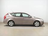Kia Ceed (2007) 1.6 CRDi, po STK - náhled 6