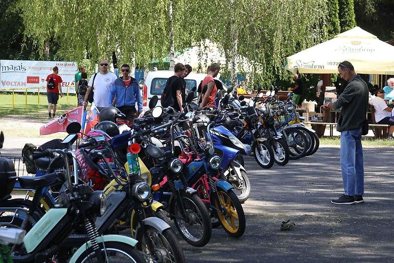 Moped sraz v Brně-Chrlicích