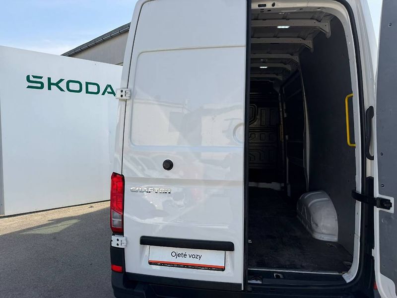 Volkswagen Crafter L3H3 2.0 TDI 103 kW 6° MP - fotka 22 z 28