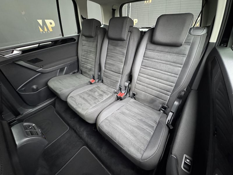 Volkswagen Touran (2017) 1.4TSi Highline 7míst RZV - fotka 17 z 48