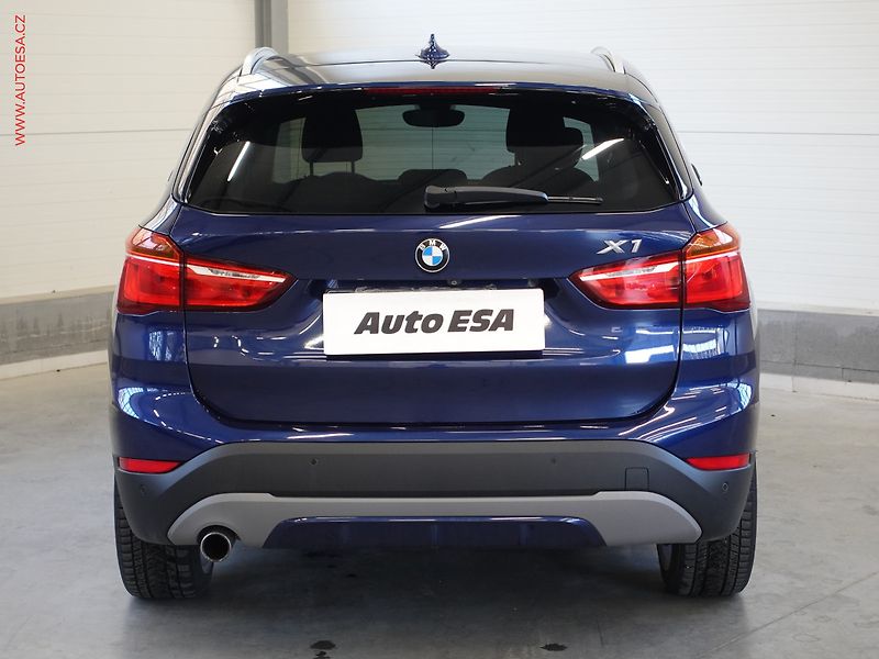 BMW X1 (2017) 2.0d xDrive18d, ČR, AT - fotka 5 z 26