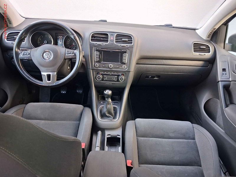 Volkswagen Golf (2009) 1.4TSi, navi, výhřev sed - fotka 8 z 19