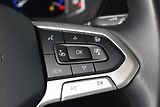Volkswagen Touran (2023) 1.5TSI 110kW 7 míst, LED - náhled 16