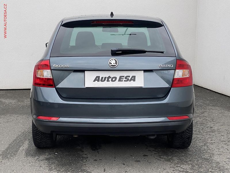 Škoda Rapid (2014) 1.2 TSi, Ambition, park.čidla - fotka 5 z 17
