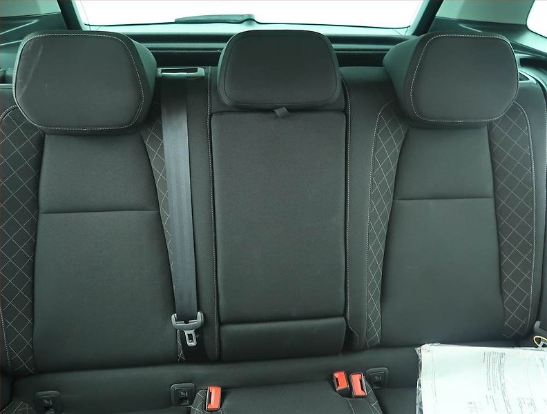 Škoda Karoq (2021) 2.0 TDI - fotka 10 z 19