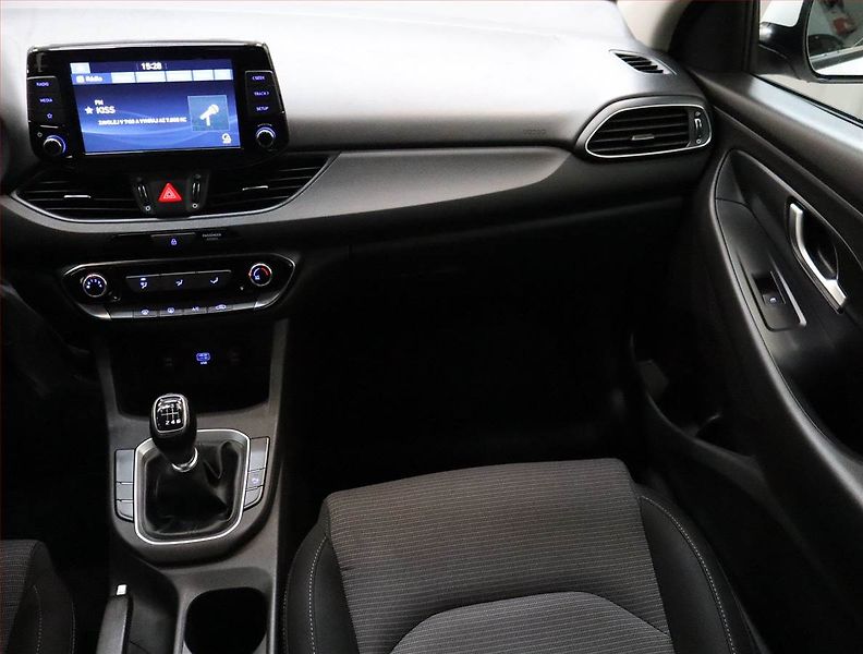 Hyundai i30 (2021) 1.6 CRDi, ČR,1.maj, Serv.kniha - fotka 8 z 22