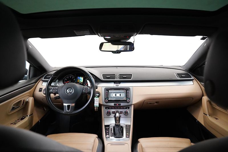 Volkswagen CC - fotka 26 z 28