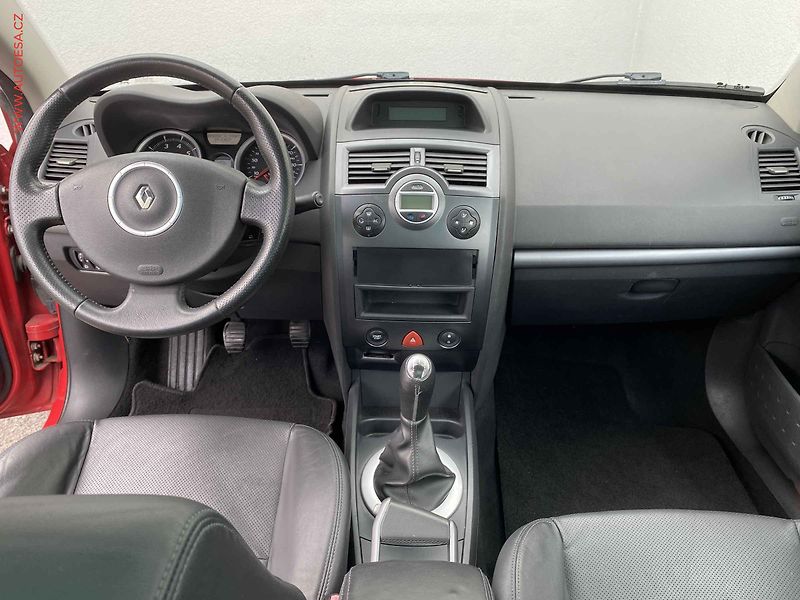 Renault Mégane (2007) 1.6i CC, Dynamique - fotka 8 z 15