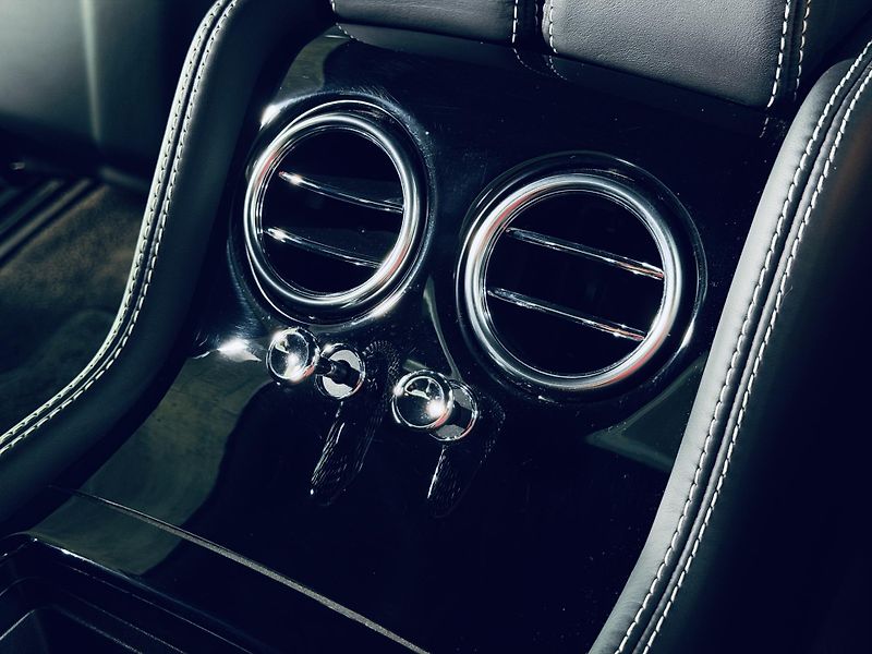 Bentley Continental GT (2012) 6.0 W12 MAX Výbava  - fotka 40 z 48