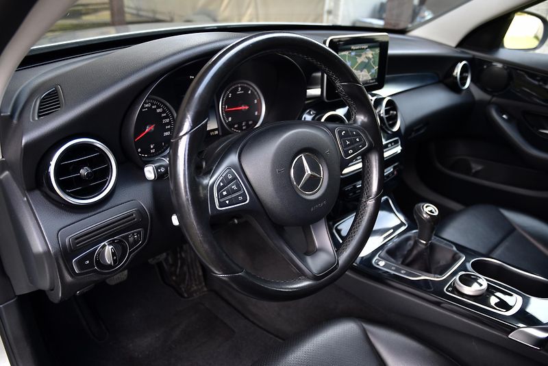 Mercedes-Benz Třídy C 180 CDi,KŮŽE,TEMP,NAVI,KLIMA - fotka 8 z 48
